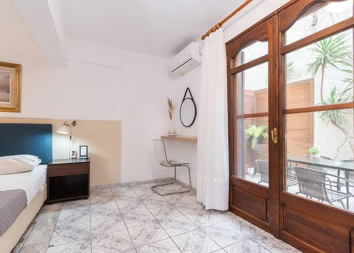 Апартаменты House Dimitra 1 *